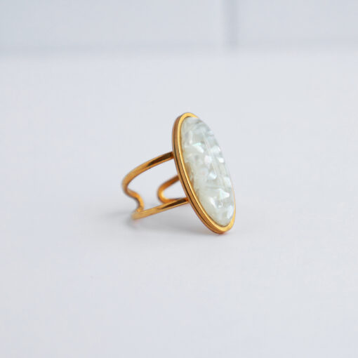 Anillo ajustable de acero inoxidable con piedra sintética