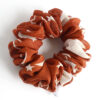 Scrunchie con estampado de estrellas